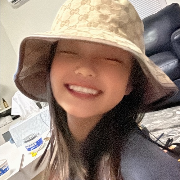 New Gucci Reversible GG Supreme Horsebit Bucket Hat Beige Canvas/ Wool - Picture 7 of 7